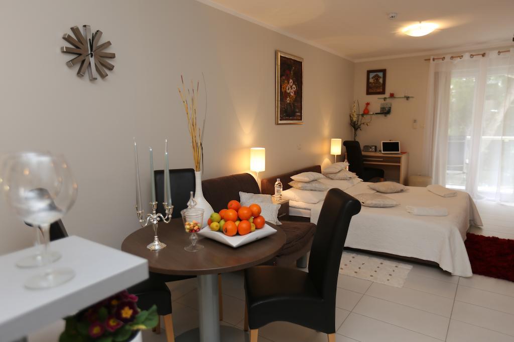 Apartments Lavica Beach Dumicic Podstrana Room photo