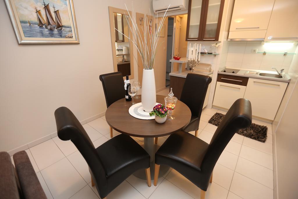Apartments Lavica Beach Dumicic Podstrana Room photo